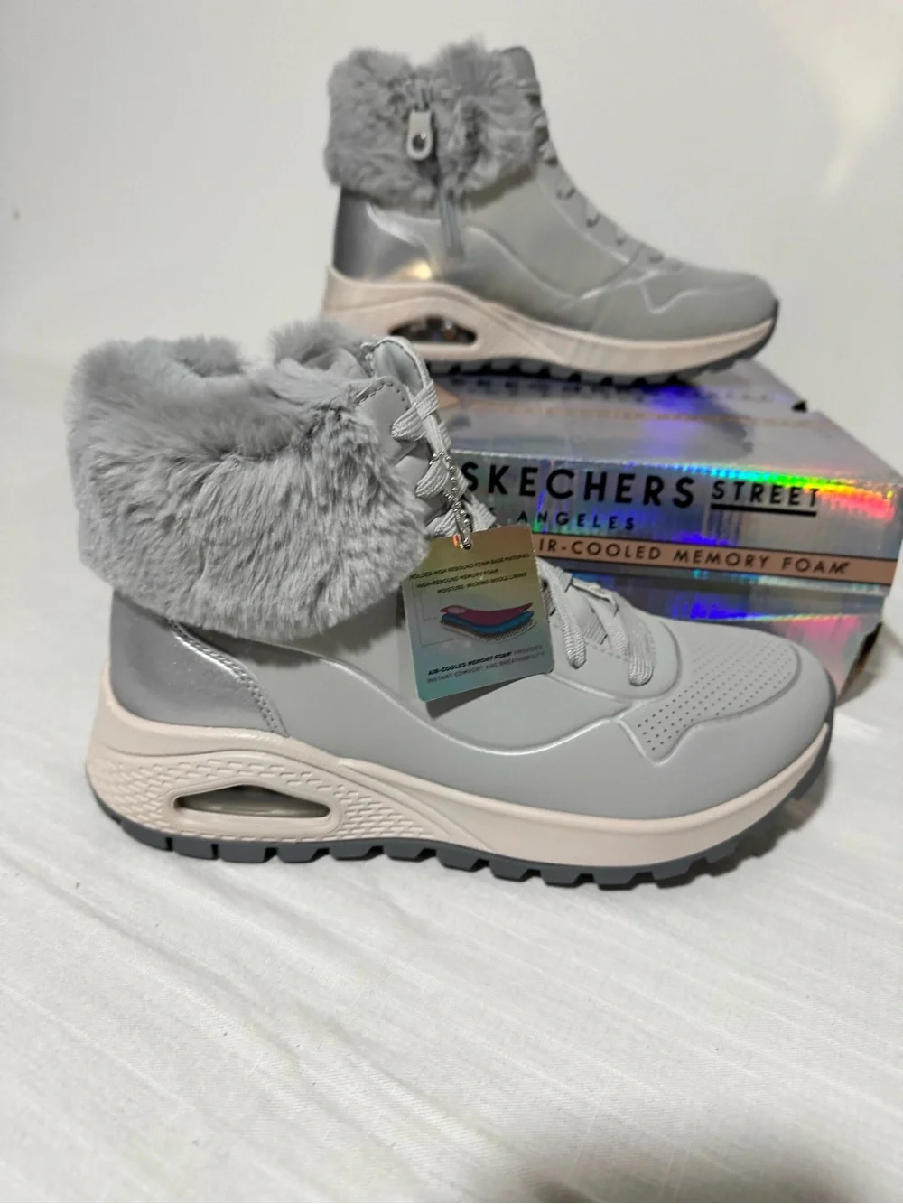 Skechers cozy faux